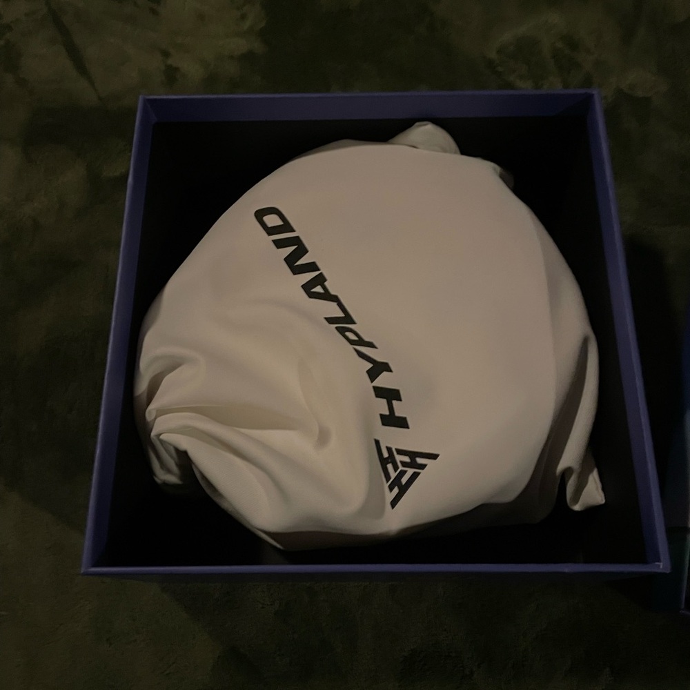 HYPLAND dragonball bag new with box